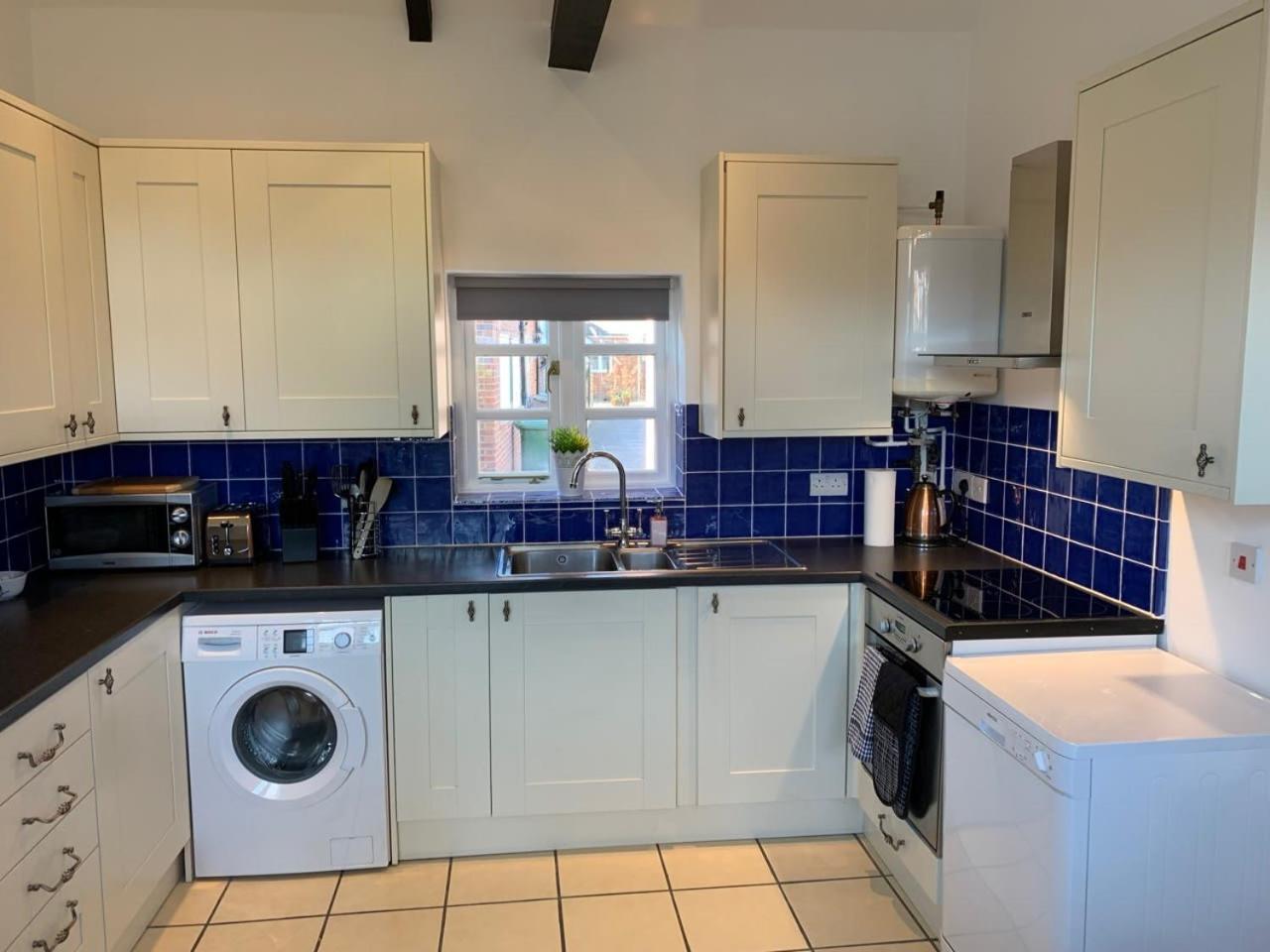 Ashbrook Lewis - Two Bedroom, Two Bathroom Cottage Nr Harwell Oxford Didcot Esterno foto
